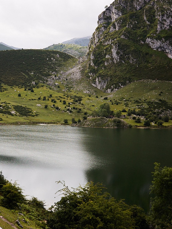 Lagos de Covadonga-Servicio taxi Taxitur Vistas de los Lagos de Covadonga con Taxitur