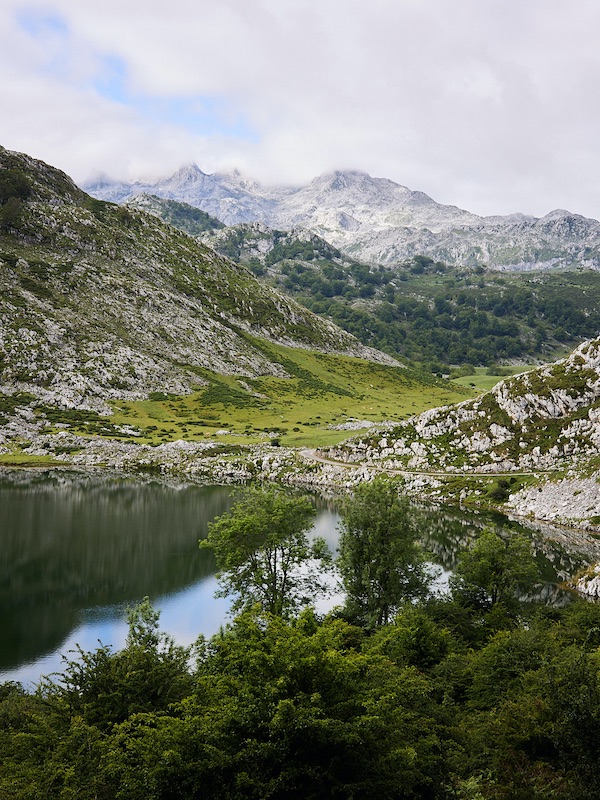 Subir a los Lagos de Covadonga Taxitur Visitar Asturias