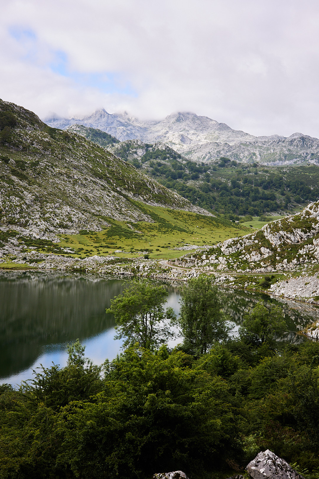Subir a los Lagos de Covadonga Taxitur Visitar los Lagos de Covadonga con Taxitur
